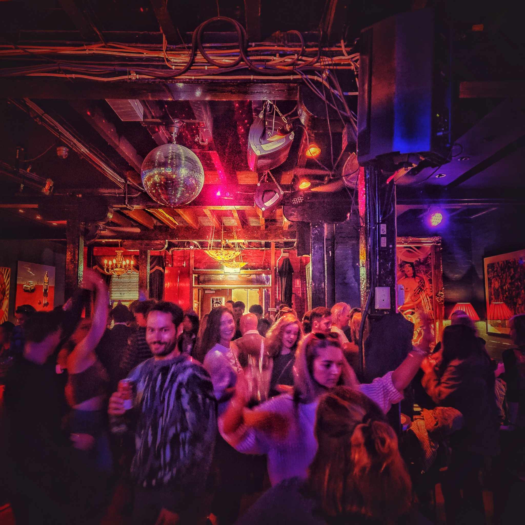 Fad Gallery Bar cover