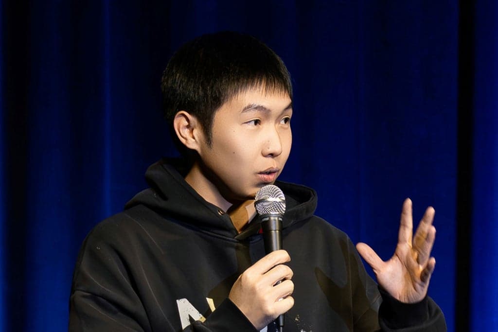 Yang Meng'en - Stand-up Independents